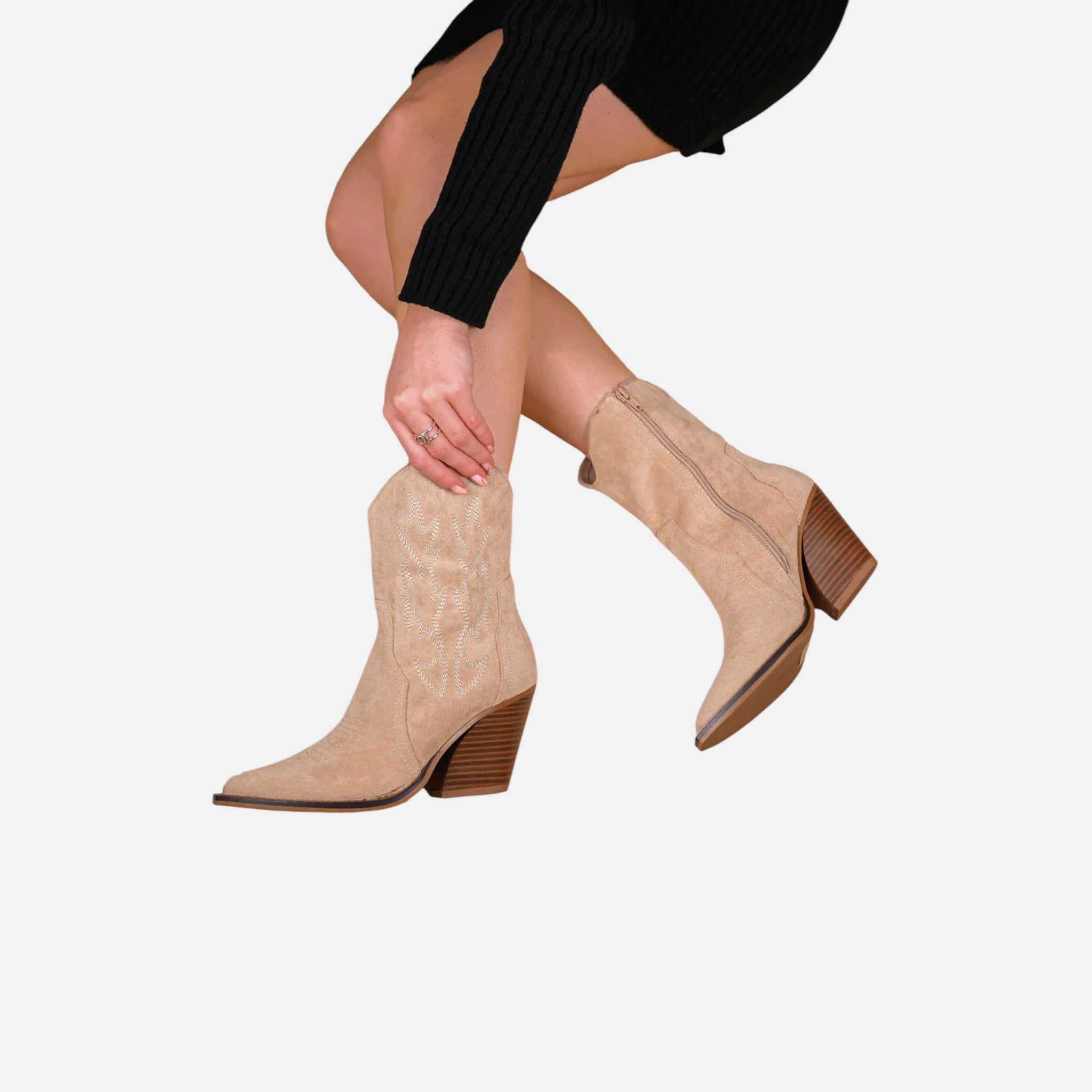 Beaumont Atelier | Women’s Embroidered Faux‑Suede Western Boots